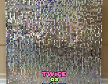 8x8 Sequins Wall - Iridescent